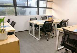 山东前置软包伸缩看台座椅